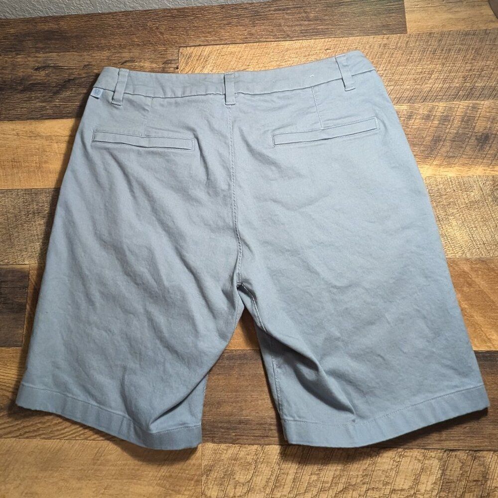 Lululemon Men's Commission Short Classic 9" Chino Shorts Sz 32